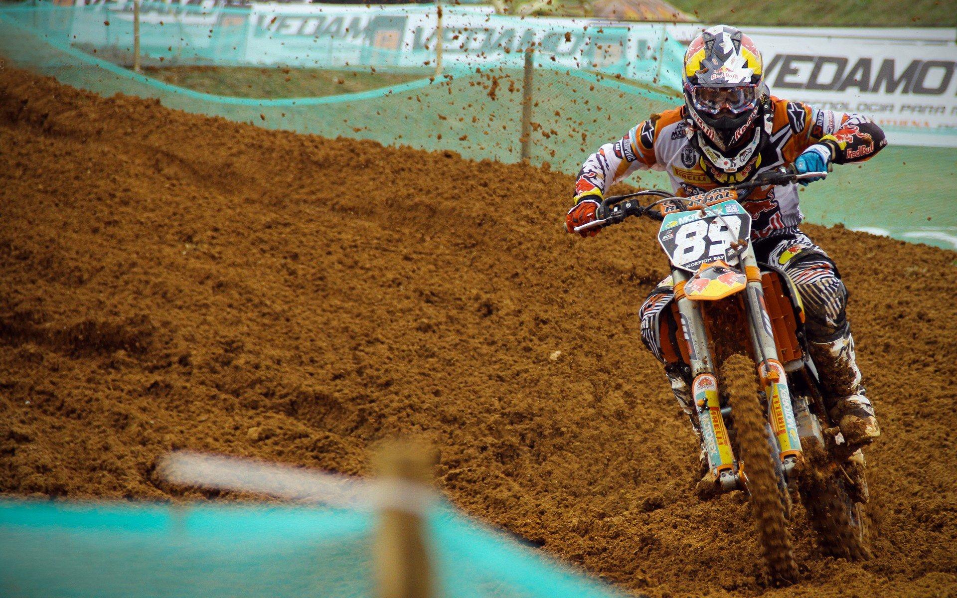 中国花样滑冰队潜心备战 蓄势待发剑指冬奥巅峰