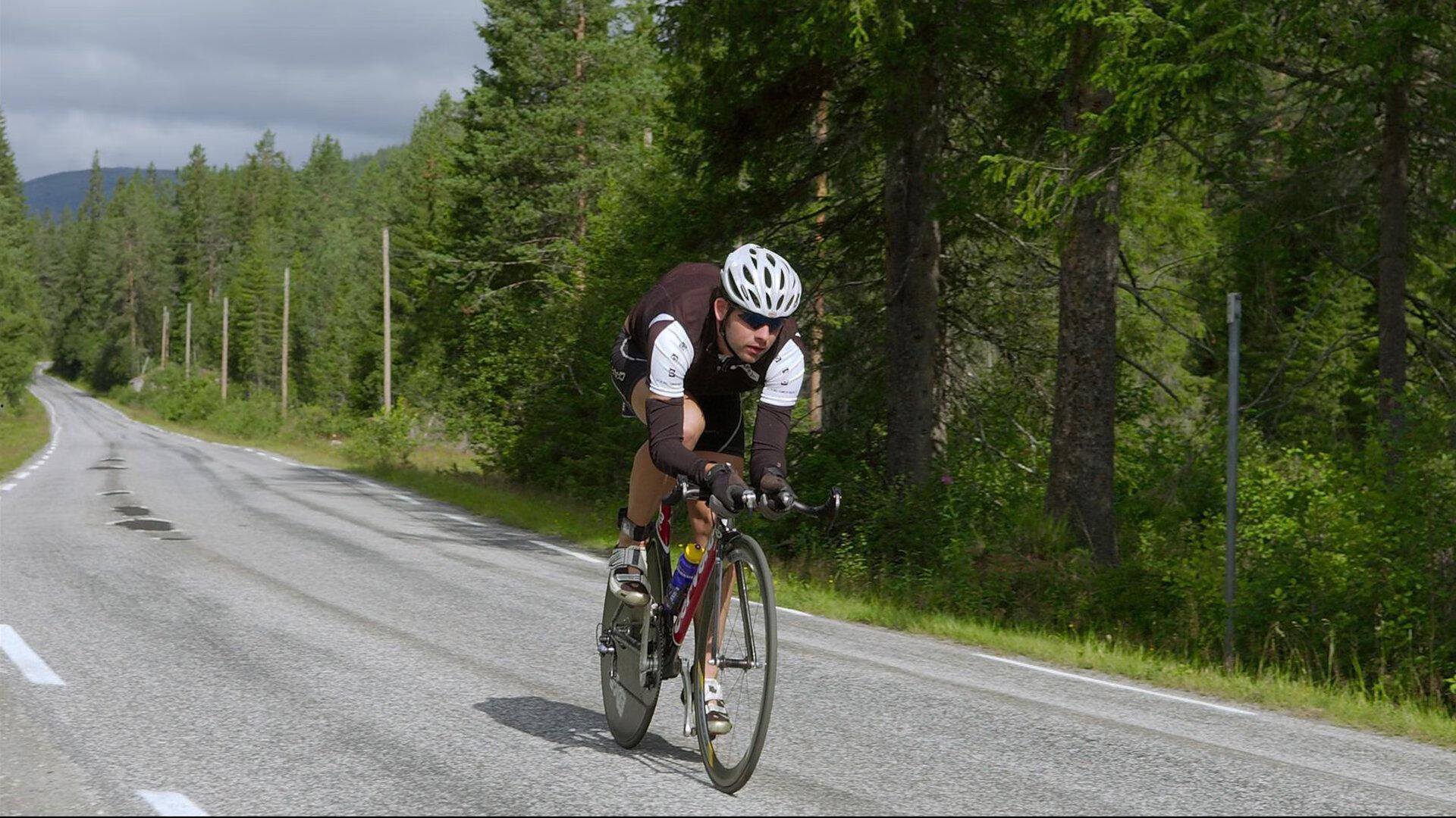 帅惟浩谈成长双线体验,中乙对抗锤炼体魄,U17亚预赛节奏锻造意识
